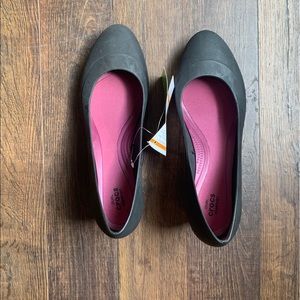NWT Crocs Lina Wedge